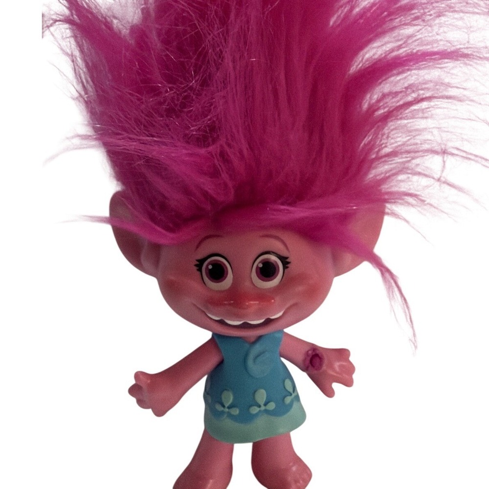9" Pink DreamWorks Troll Poppy Doll Kids Hasbro Light Up Wrist Flower